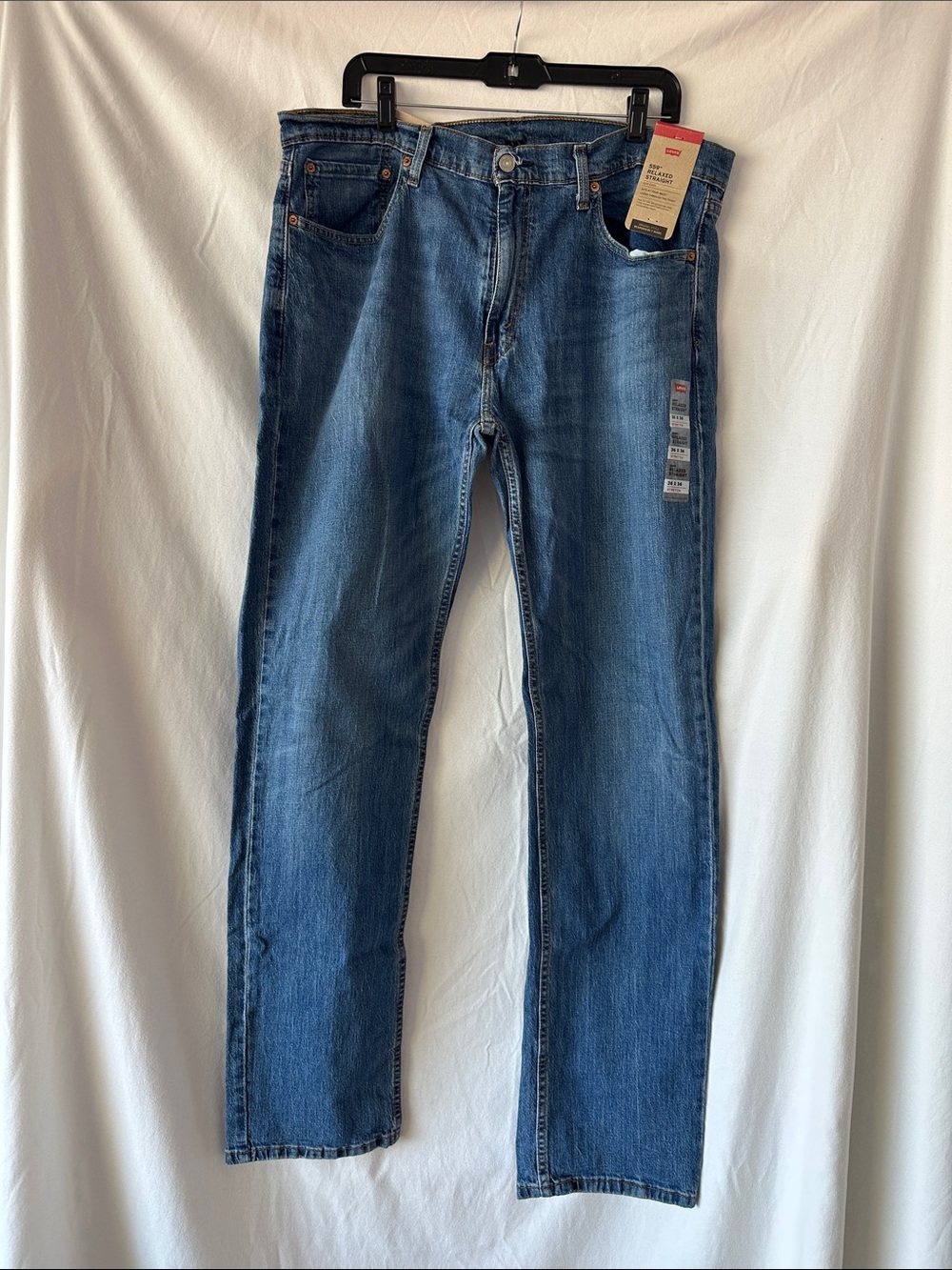 Levi's Men's Medium Blue Straight Jeans